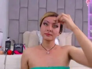 Enjoy watching the full movie named lunitadiva, trans