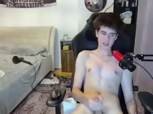 Watch HD scene called vinnie_06, 18 years old, male