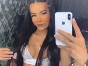 Enjoy watching the uncut movie of analupts, 22 years old, brunette hair trans