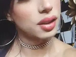 Play uncensored video titled dakotahot21, 21 years old, brunette hair trans