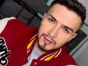 Stream uncensored movie called WhiteDalton22, 24 years old, brunette hair male