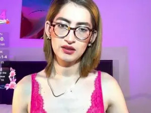 Watch uncut movie named dapnhesmith, trans