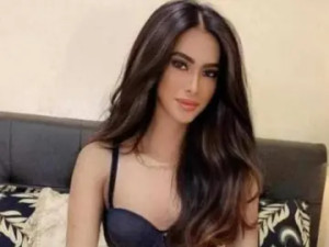 Play this uncensored video titled KellyHarley, 25 years old, brunette hair trans