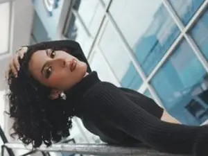 Stream this uncensored video titled allicemacquenzie, brunette hair trans
