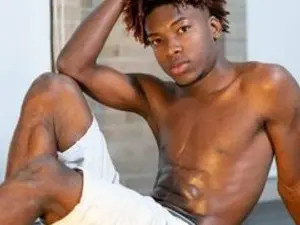 Watch the HD video called maikolmosntercock, 20 years old, brown hair male