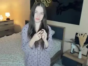 View the full video called Baby_in_velvet Cam porn model from chaturbate