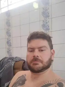 Enjoy watching the complete clip named touro_comedor85, 40 years old, male