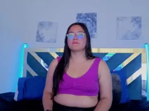 Play uncensored video of Lindavega_ Cam porn model from chaturbate