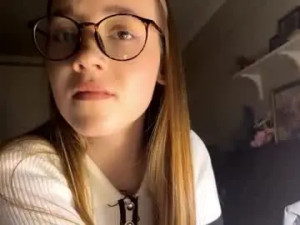 View the full clip titled Ellamenas Cam porn model from chaturbate