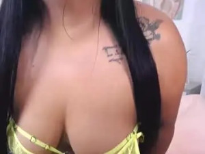 Stream this complete scene called Luciana_graay Cam porn model from chaturbate