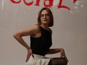 Play this uncensored clip of SweetyNicki, 34 years old, blonde hair trans