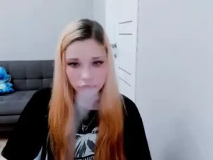 View this full movie called Kitten_alisa Cam porn model from chaturbate