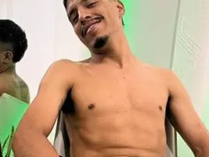 Enjoy watching the complete video titled lisa_xander, 26 years old, brunette hair male
