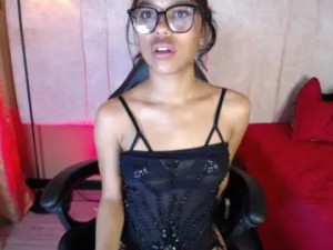 Stream this uncensored clip titled Dakashyten Cam porn model from bongacams