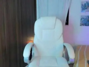 Watch this hardcore scene named juliietta-jones, trans