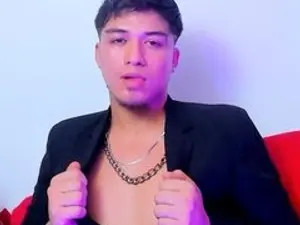 Enjoy watching the uncut clip called juanmechanic, brunette hair male