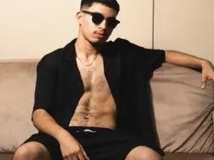 Play uncensored scene of JaxonCarter, 18 years old, brunette hair male