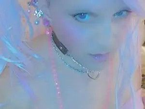 Watch this full movie of Laysha69, 29 years old, blonde hair trans