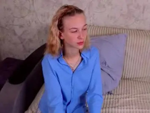 Play the complete movie titled Karimashreiner Cam porn model from chaturbate