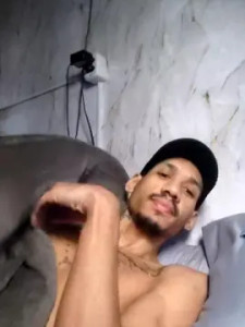 Watch this uncut movie titled MALOKATATUAD98, 26 years old, male