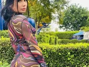 View the complete movie titled Camiila_Doll, 19 years old, brunette hair trans