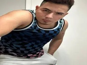 Watch the HD clip called Keven_Nawwara, brunette hair male