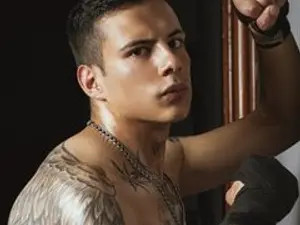 View complete clip of Dustin_Sonne, brunette hair male