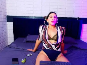 Watch this hardcore movie titled Samantha-Ferrary Cam porn model from bongacams