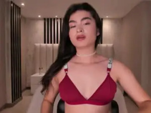 Play this hardcore movie named Lucyweiss_ Cam porn model from chaturbate