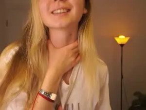 Watch the full clip called Elizabethennals Cam porn model from chaturbate