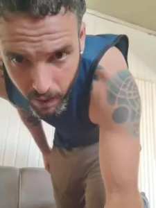 Stream HD scene of ManoLion, 37 years old, male