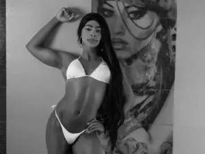 Play this HD clip called LorettaZeres, 27 years old, brunette hair trans