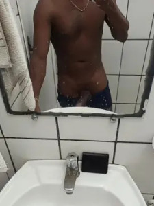 Play the hardcore scene called missinhoo, 31 years old, male