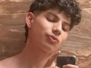 Enjoy watching this complete clip called Fitbaymilker, 22 years old, brown hair male