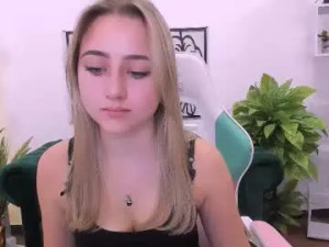 View the hardcore movie of Lulu___moon Cam porn model from chaturbate