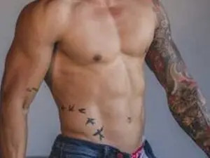 Play the uncut clip titled AndresClarck18, 28 years old, brunette hair male
