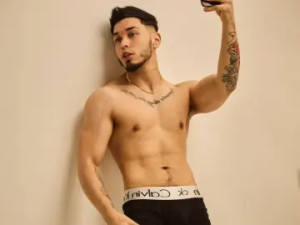 Stream this uncut video named JakeBlazee, 25 years old, brunette hair male
