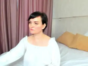 Stream this uncensored video called Nicole_wans Cam porn model from chaturbate