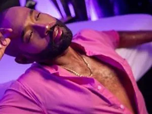 View this uncut clip called Simon_Basset, 30 years old, brunette hair male