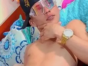 Play hardcore clip called MaxCott, 20 years old, brunette hair male