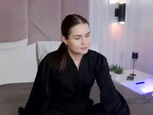 Play the HD video named Tinypetal Cam porn model from chaturbate