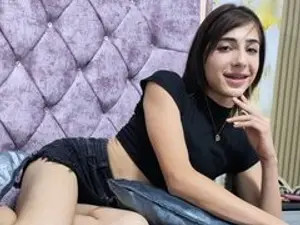 Watch the uncut scene named YesicaDubois, brown hair trans