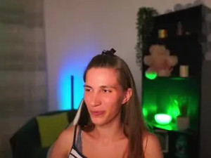 Stream this uncut video named Charlottgotit Cam porn model from chaturbate