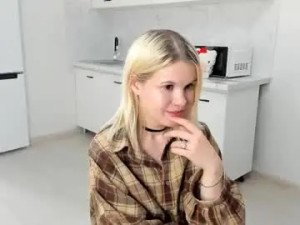 Watch uncensored video called Amoursky Cam porn model from chaturbate