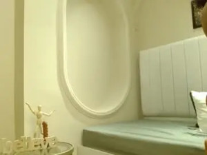 Play uncensored scene of Kendra_lux1 Cam porn model from chaturbate