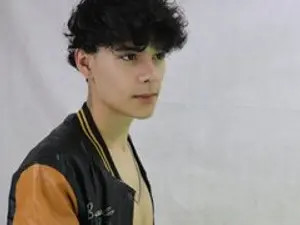 Play this full video titled AxelWolfe, 20 years old, brunette hair male
