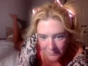 View uncut clip titled Frommarywithlove Cam porn model from chaturbate