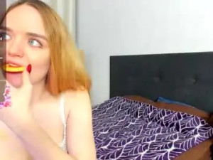 Stream HD video of Raven_radiantt Cam porn model from chaturbate