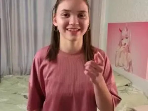 Enjoy watching the complete scene of Tyrasyversen Cam porn model from chaturbate