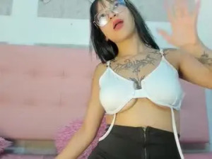 View this full scene called Little_mayy Cam porn model from chaturbate